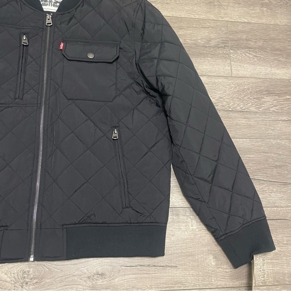 LEVI'S Mens Diamond Quilted Nylon Bomber Jacket Black Size LARGE NEW $150 - Picture 3 of 9